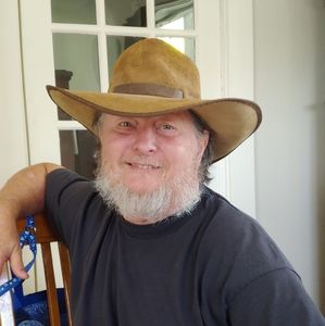 Meet your Posher, Lynn